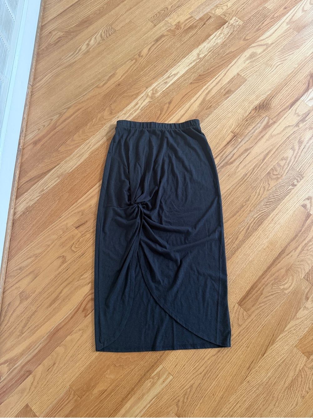 Z supply skirt faded black side ruching side slit